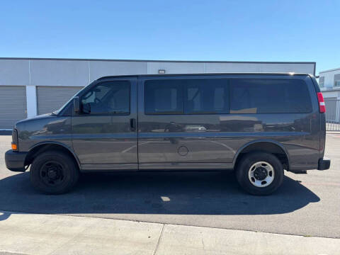 2016 Chevrolet Express LS 2500