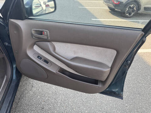 1996 Toyota Camry LE