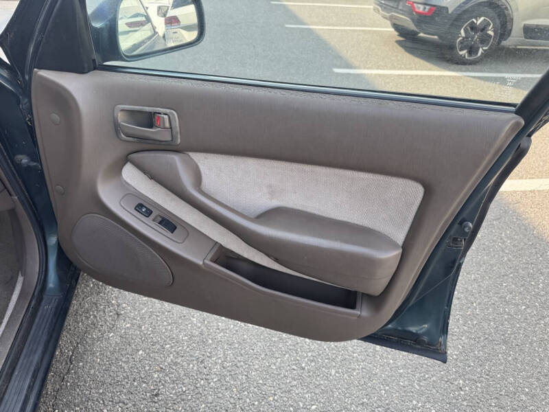 1996 Toyota Camry LE