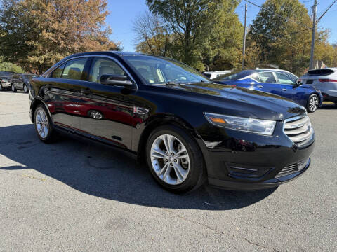 2017 Ford Taurus SEL