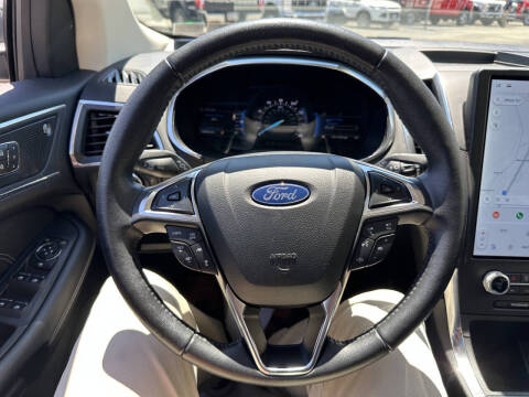 2021 Ford Edge Titanium