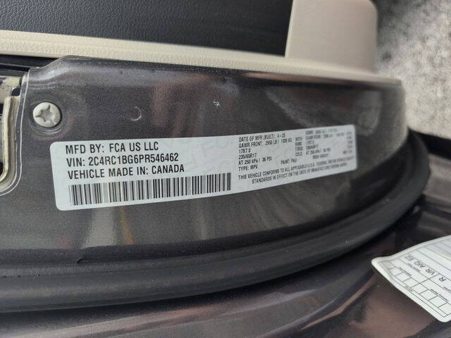 2023 Chrysler Pacifica Touring L