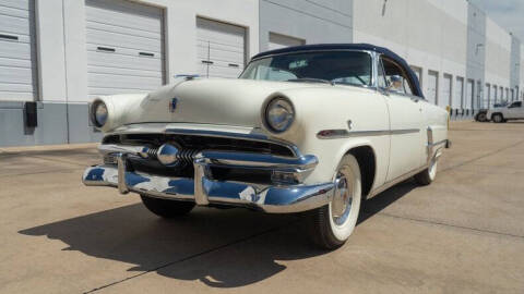 1953 Ford Crestline