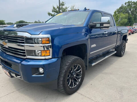 2017 Chevrolet Silverado 2500HD for sale at Azteca Auto Sales LLC in Des Moines IA