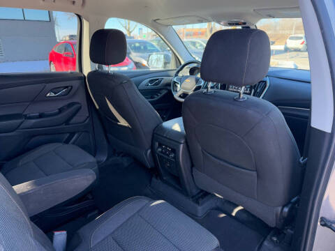 2018 Chevrolet Traverse LT Cloth