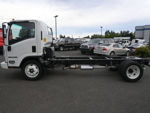 2024 Isuzu NPR HD 1F3
