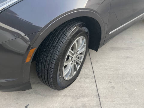 2017 Cadillac XT5 Luxury