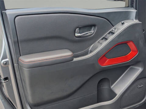 2025 Nissan Frontier PRO-X