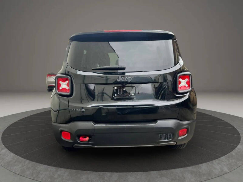 2017 Jeep Renegade Trailhawk