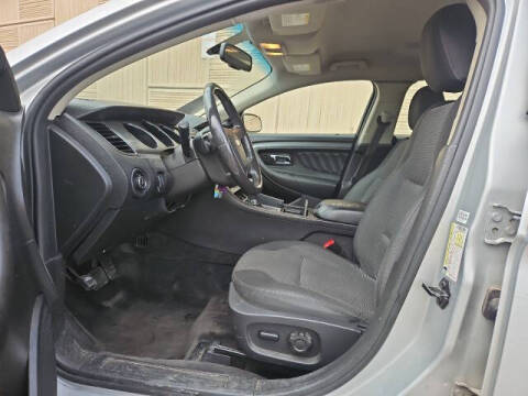 2011 Ford Taurus SEL