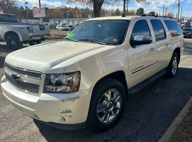 2009 Chevrolet Suburban for sale at Carz Unlimited in Richmond VA