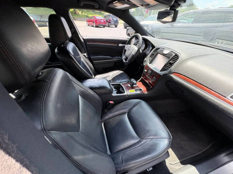 2012 Chrysler 300 Limited