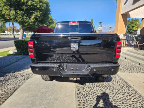 2012 RAM 3500 Laramie Limited