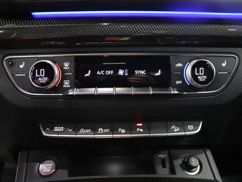 2023 Audi SQ5 Sportback 3.0T quattro Prestige