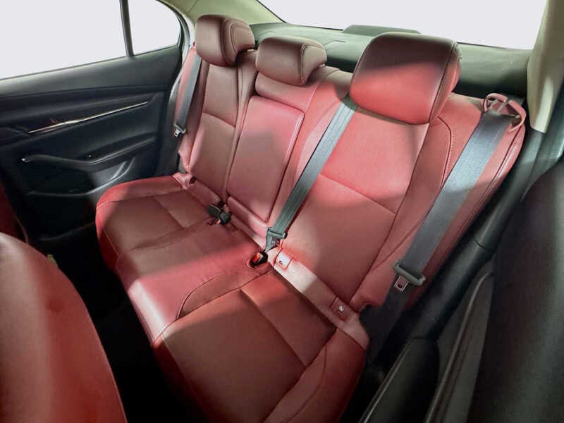 2024 Mazda Mazda3 Sedan 2.5 S Carbon Edition