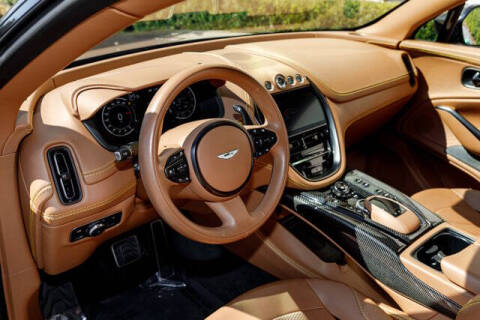 2023 Aston Martin DBX 707