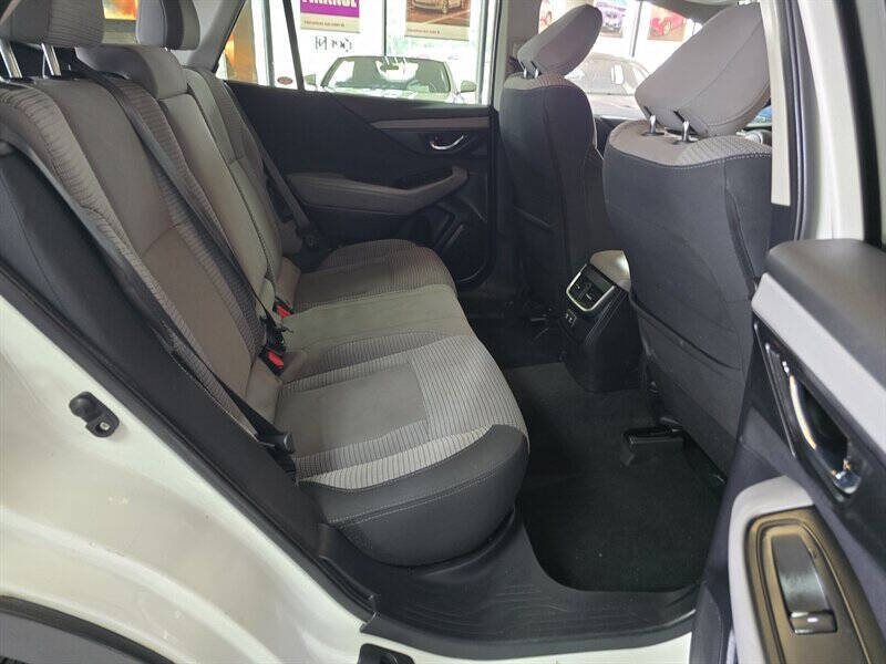 2022 Subaru Outback Premium