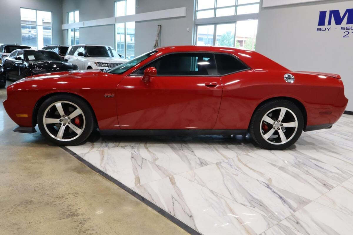 2012 Dodge Challenger for sale at IMD MOTORS, INC in Dallas, TX