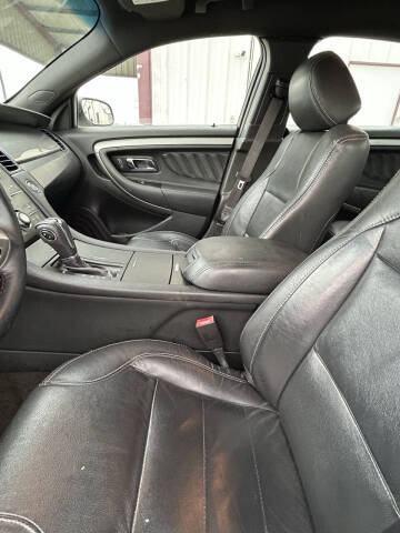 2014 Ford Taurus SEL