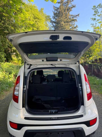 2013 Kia Soul +