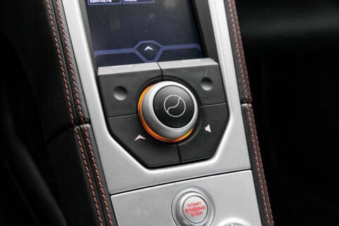 2013 McLaren MP4-12C