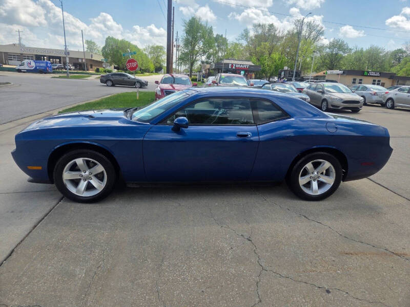 2009 Dodge Challenger SE