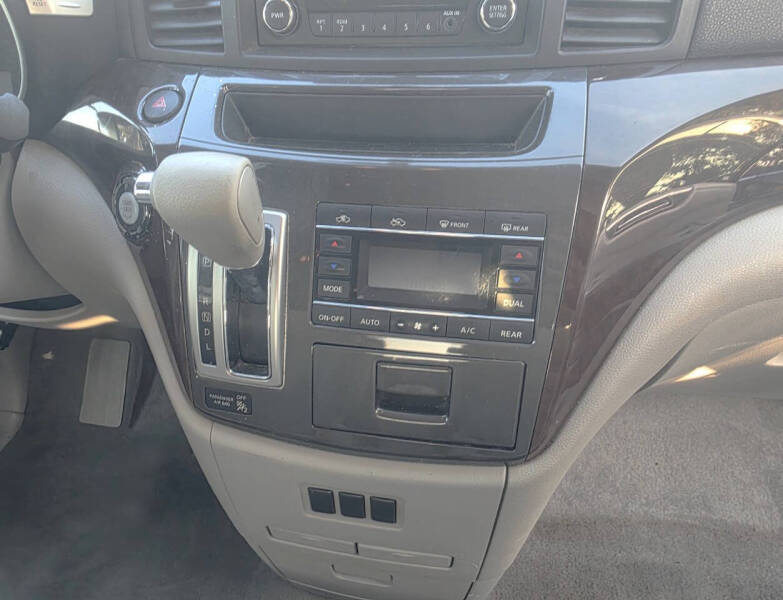 2014 Nissan Quest 3.5 SV