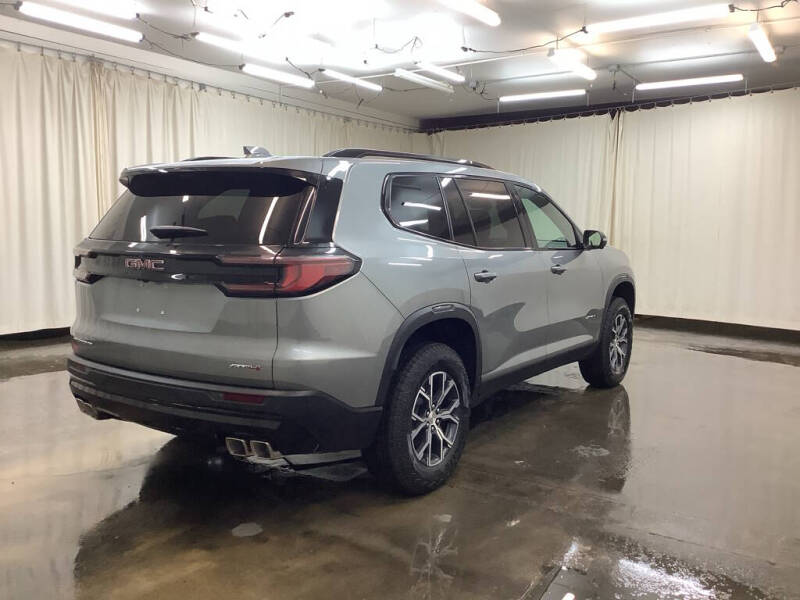 2026 GMC Acadia AT4