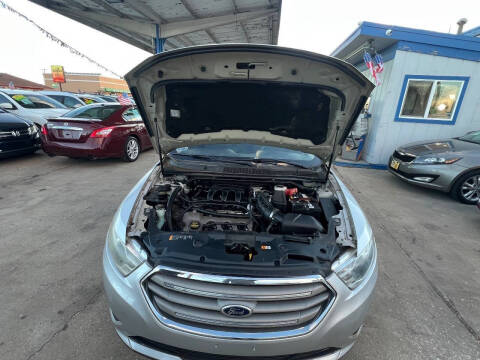 2011 Ford Taurus Limited