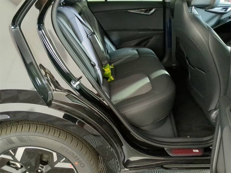2023 Kia Niro EV Wind