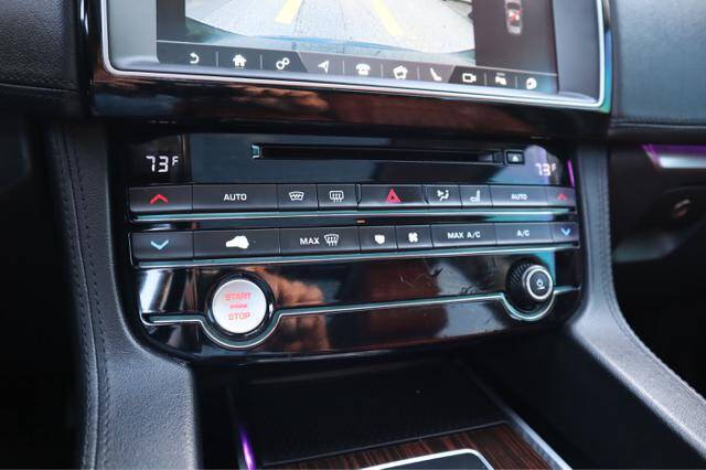 2018 Jaguar F-PACE 35t Portfolio