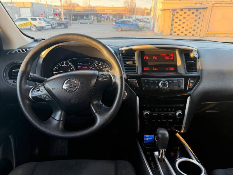 2014 Nissan Pathfinder S