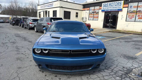 2021 Dodge Challenger SXT