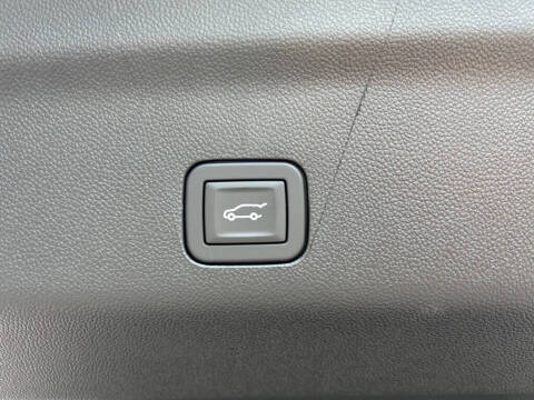 2025 GMC Yukon XL Elevation