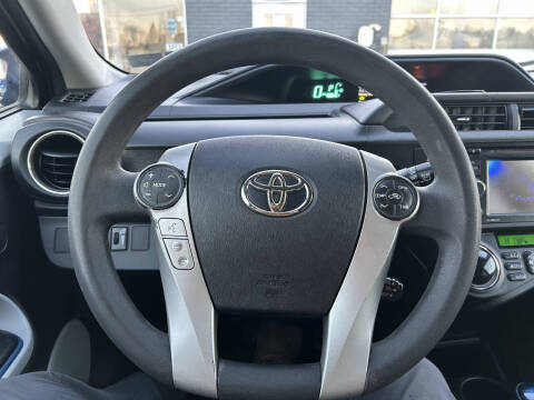 2013 Toyota Prius c Two