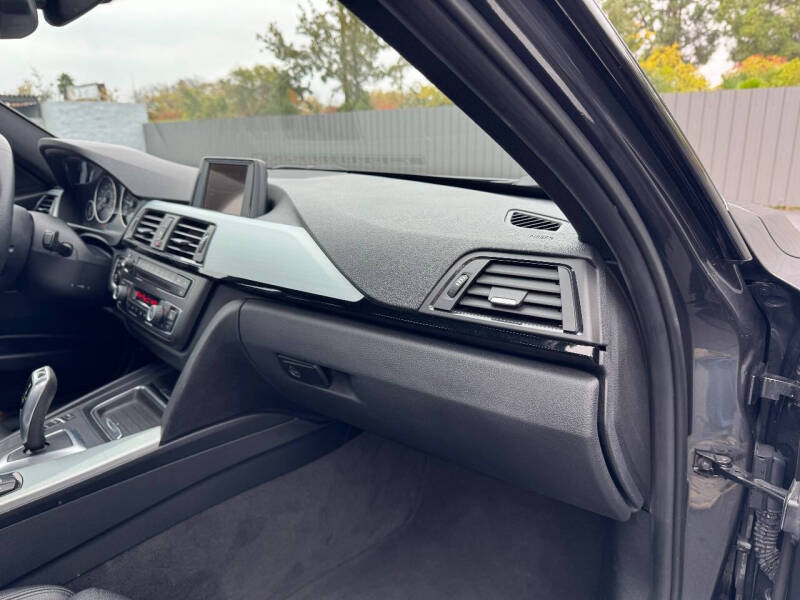 2013 BMW 3 Series 328i xDrive