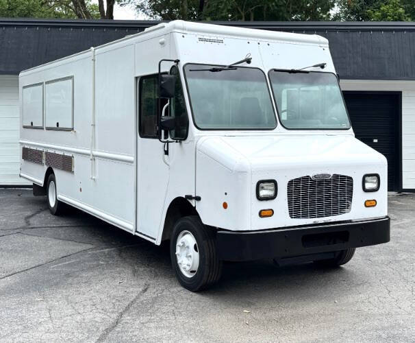 2013 Freightliner MT55 Chassis