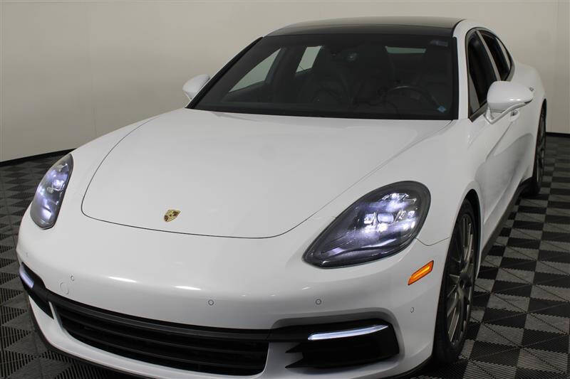 2018 Porsche Panamera