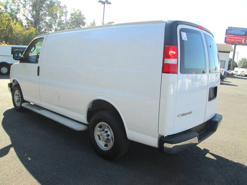 2024 Chevrolet Express 2500