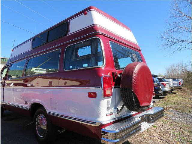 1989 Dodge Ram Van