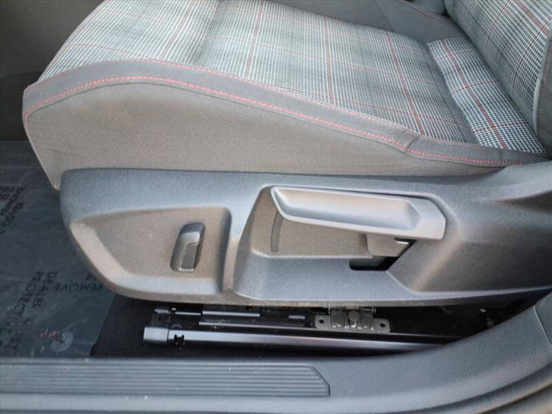 2024 Volkswagen Golf GTI S