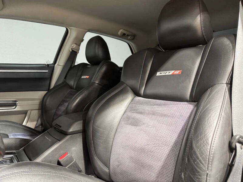 2006 Chrysler 300 SRT-8
