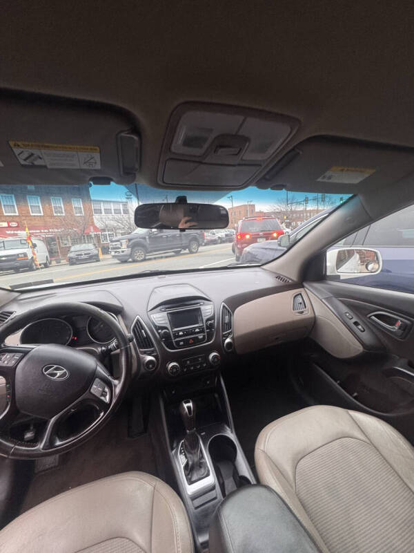 2015 Hyundai Tucson SE