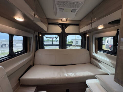 2023 Thor Motor Coach Sequence
