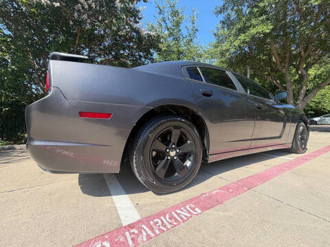 2013 Dodge Charger SE