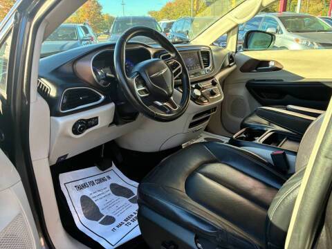 2018 Chrysler Pacifica Touring L