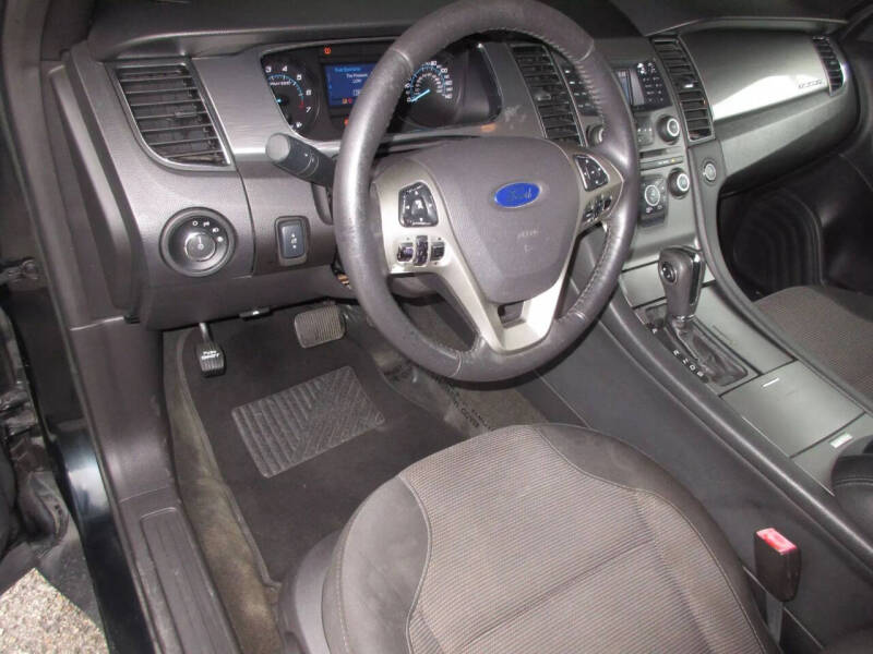 2014 Ford Taurus SEL