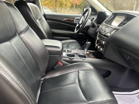 2014 Nissan Pathfinder SL