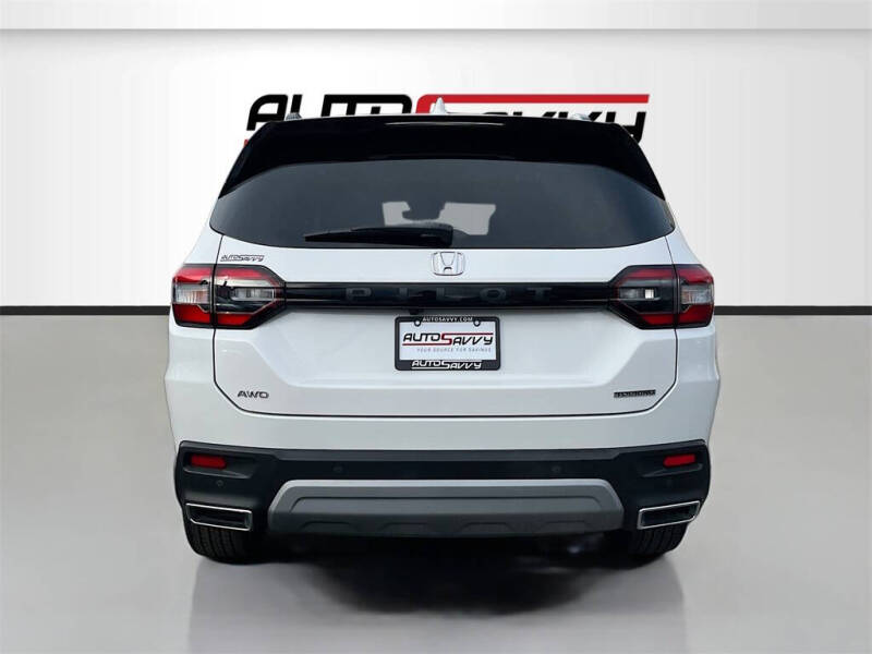 2025 Honda Pilot Touring