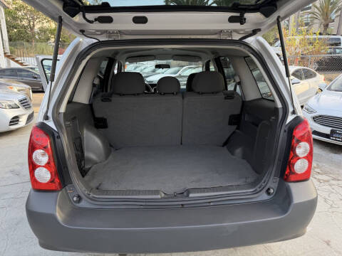 2006 Mazda Tribute i